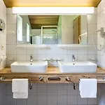 Lärchenhof Hotel 4*
