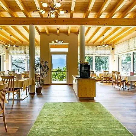 Hotell Laerchenhof 4*