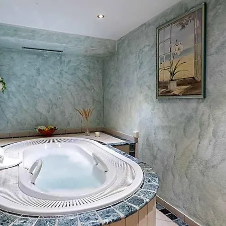 Laerchenhof Hotell 4*